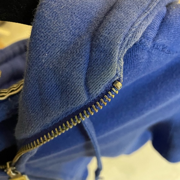 💙Beautiful Blue TNA (Aritzia) zip up hoodie - Picture 6 of 6